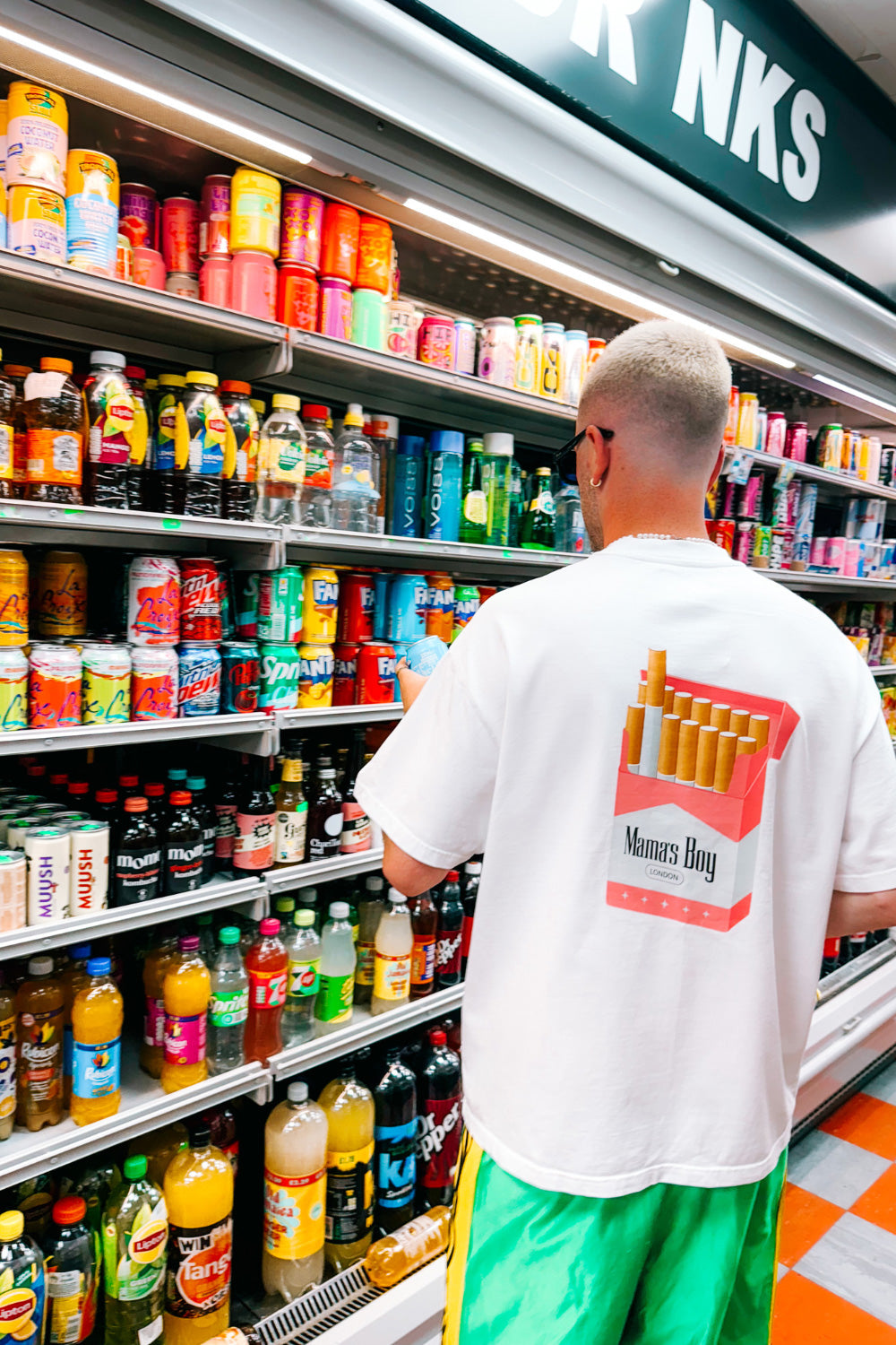 CIGARETTE TEE